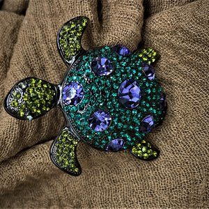 BRIGHTLY COLORED TURTLE RING
